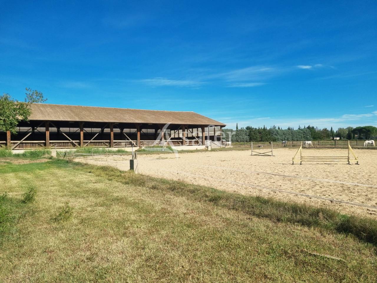 Equestrian property  Gard