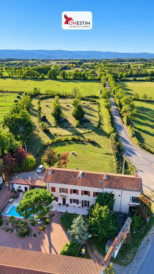 Equestrian property  Loire
