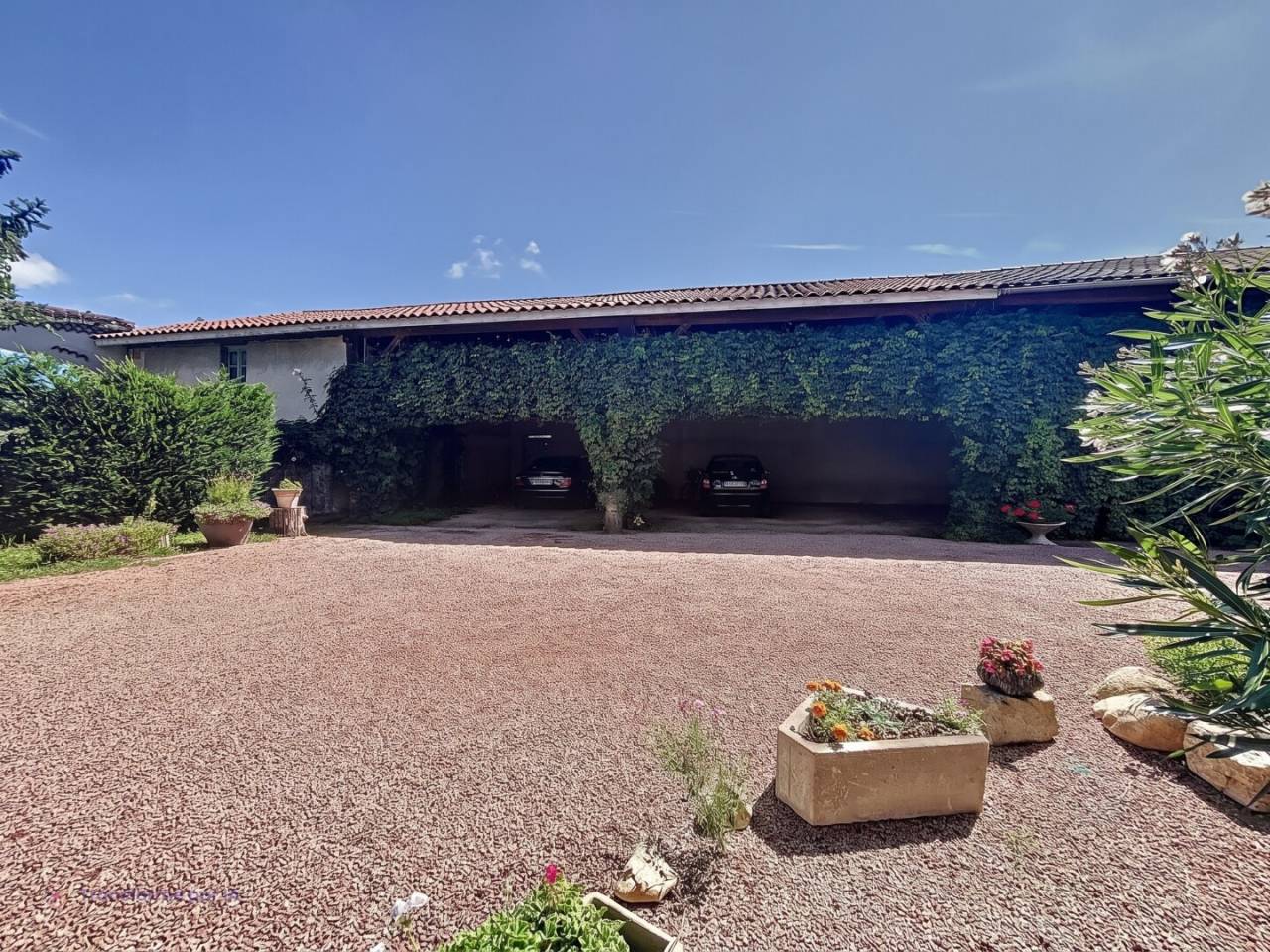 Equestrian property  Loire