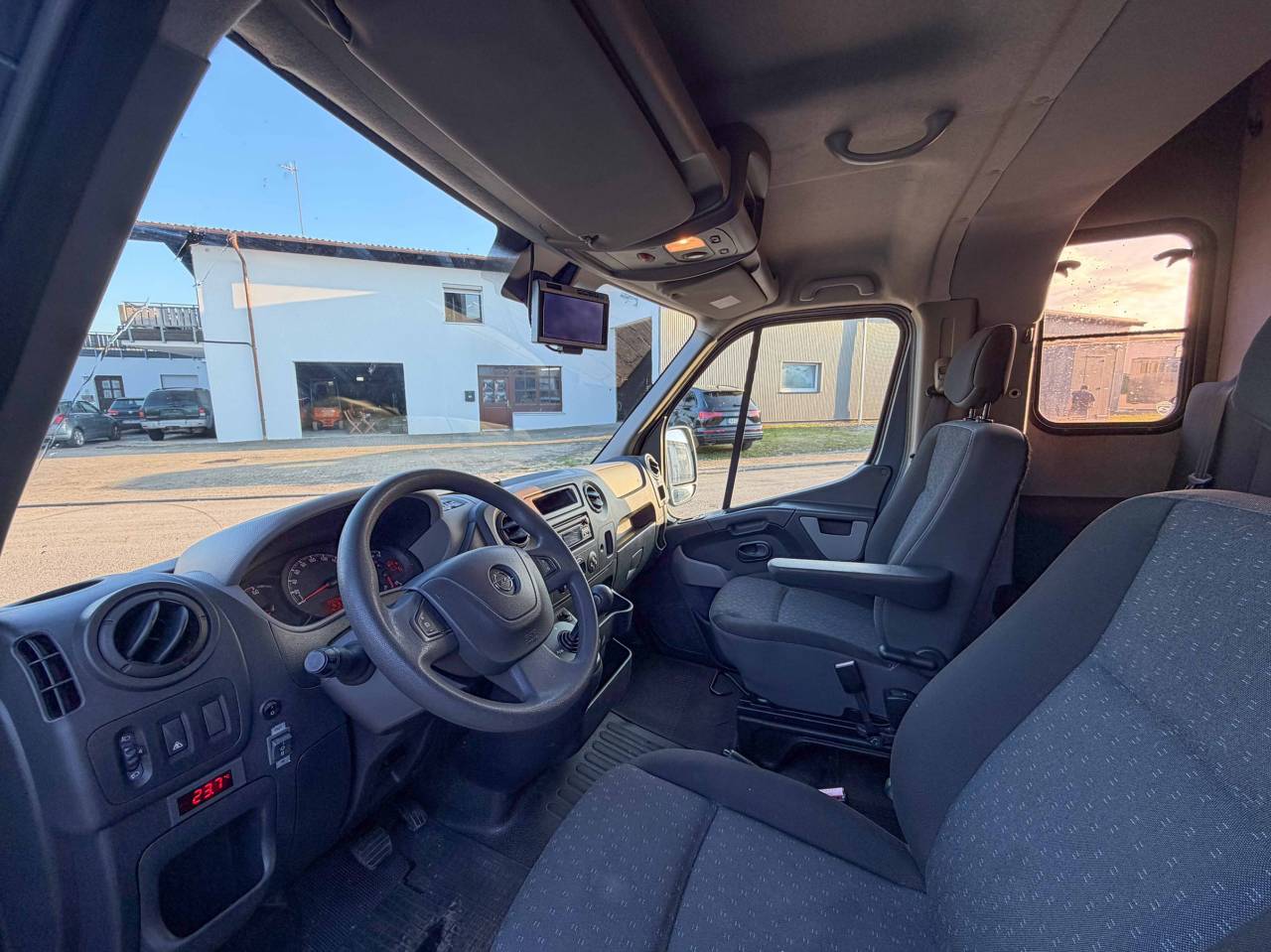 Horsebox HGV Autre marque OPEL MOVANO 150 AUTOMATIQUE EXCELSION 5 2013 Used