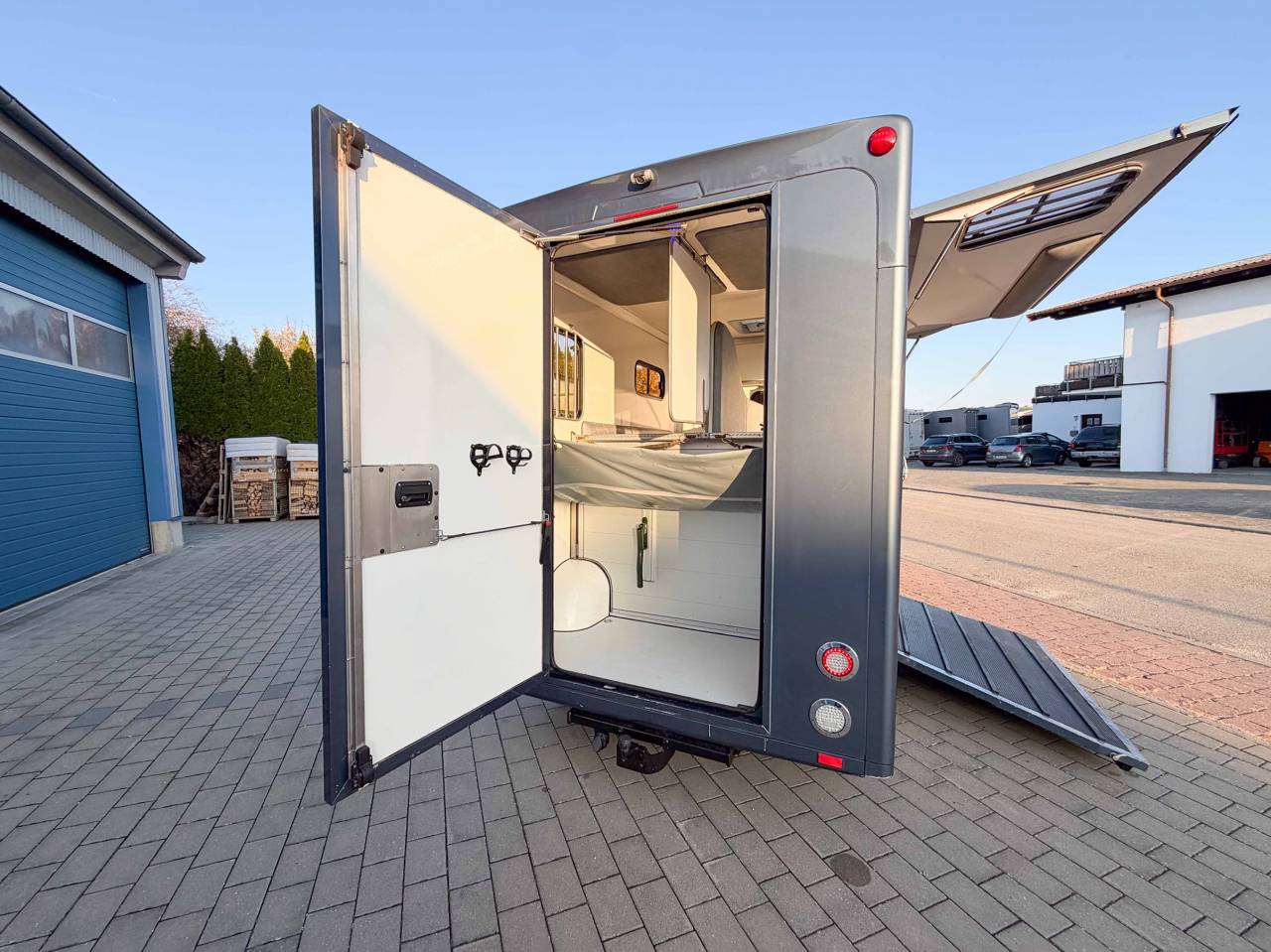 Horsebox HGV Autre marque OPEL MOVANO 150 AUTOMATIQUE EXCELSION 5 2013 Used