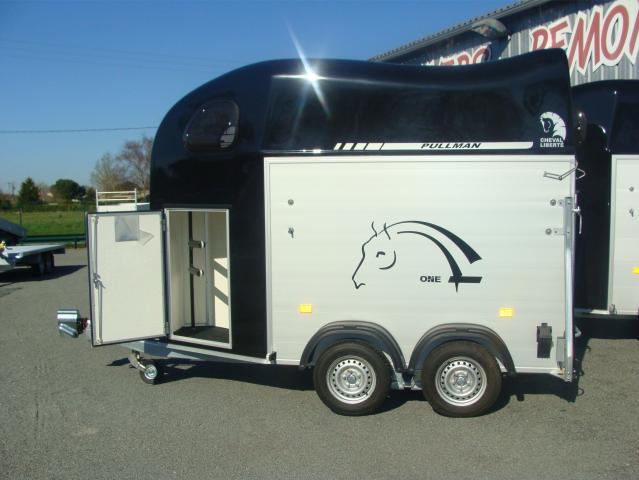 Horse trailer Cheval Liberte GOLD ONE 1,5 Stalls 2025 New
