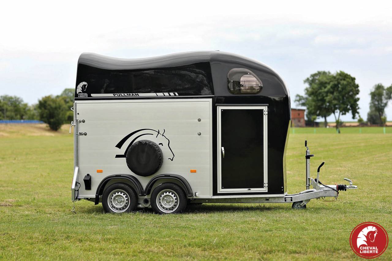 Horse trailer Cheval Liberte Gold One aluline (tout alu) 1,5 Stalls 2024 New