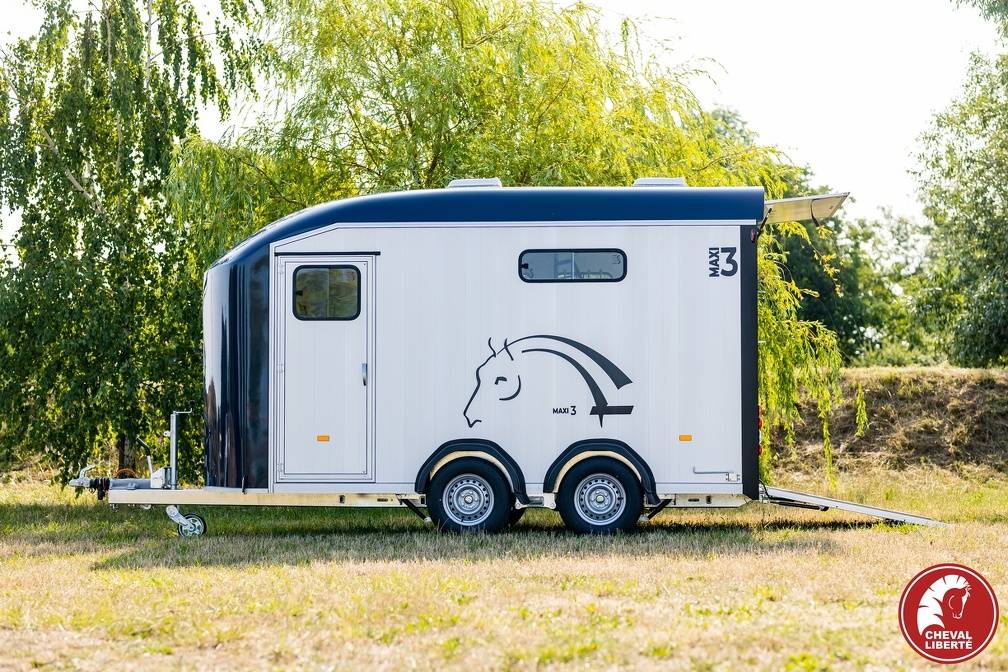 Horse trailer Cheval Liberte MINIMAX  3 Stalls 2025 New