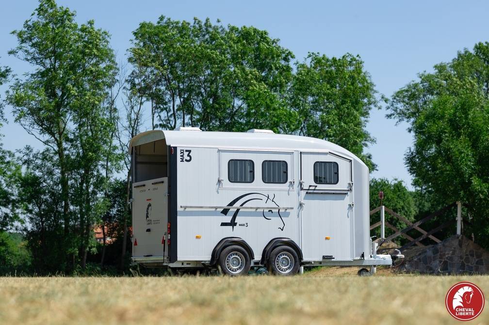 Horse trailer Cheval Liberte MINIMAX 3 Stalls 2025 New