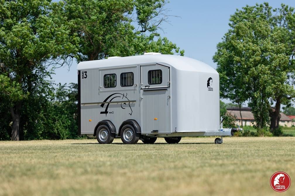 Horse trailer Cheval Liberte MINIMAX 3 Stalls 2025 New