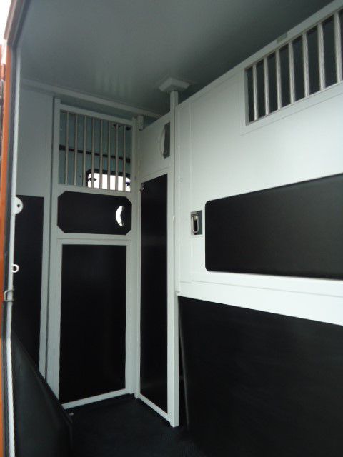 Horsebox HGV Renault PROTEO HARAS RENAULT NEW MASTER DCI 2023 New