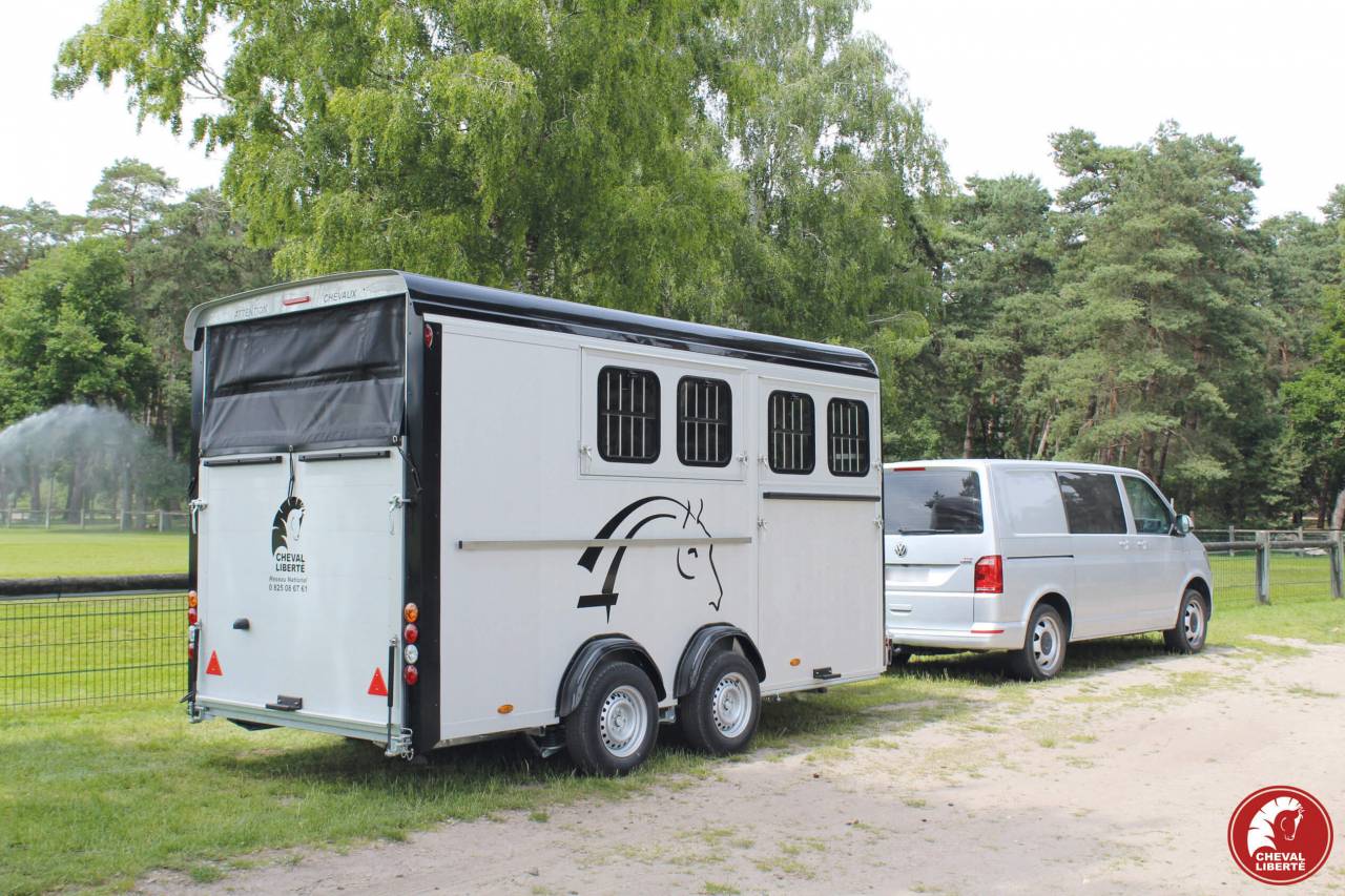 Horse trailer Cheval Liberte OPTIMAX 4 Stalls 2024 New