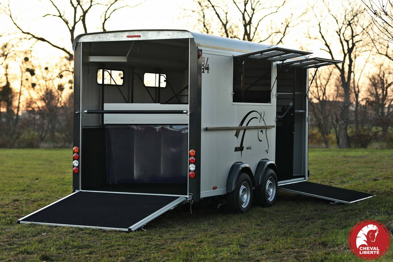 Horse trailer Cheval Liberte OPTIMAX 4 Stalls 2024 New