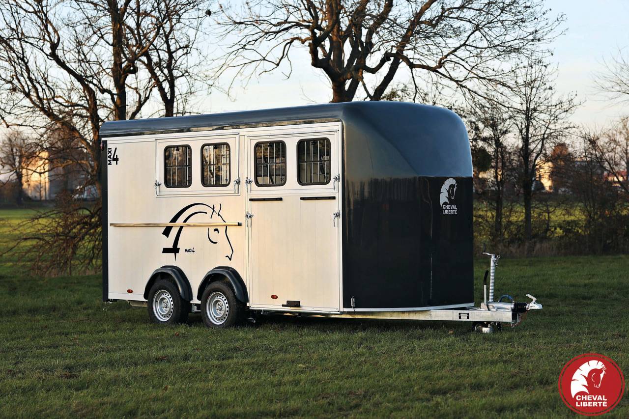 Horse trailer Cheval Liberte OPTIMAX 4 Stalls 2024 New