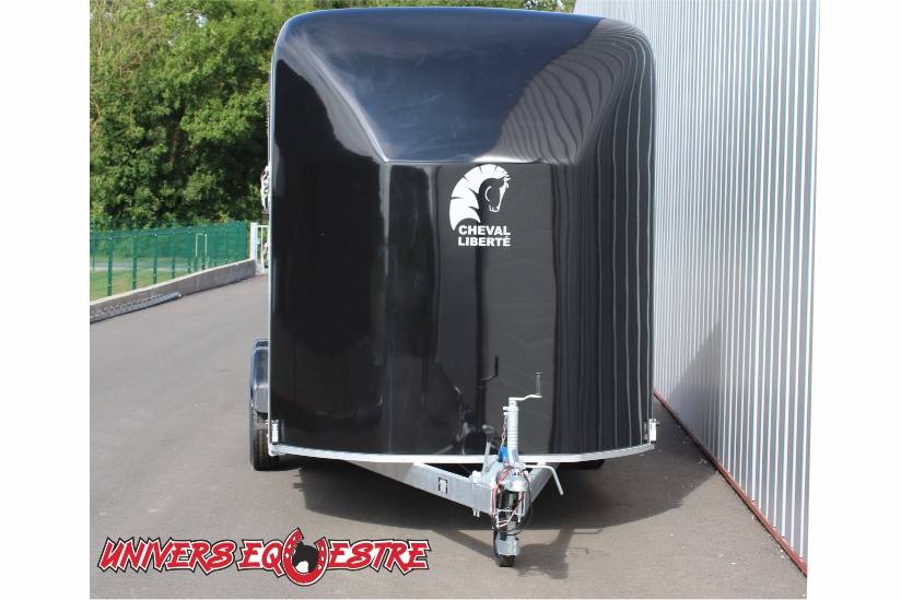 Horse trailer Cheval Liberte OPTIMAX 4 Stalls 2025 New