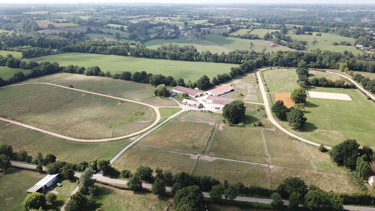 Equestrian property  Calvados