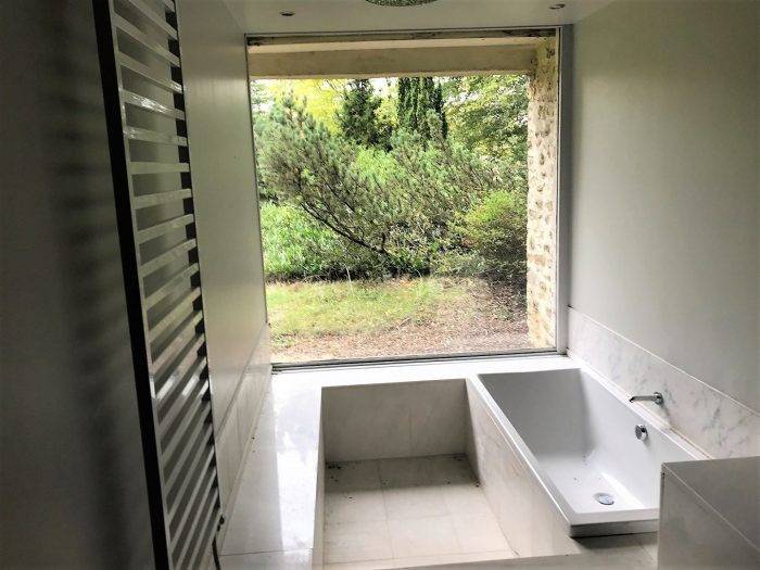 Equestrian property  Paris