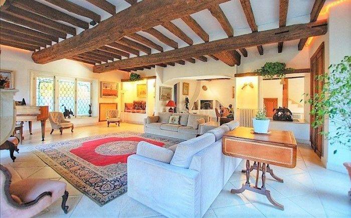 Equestrian property  Yvelines