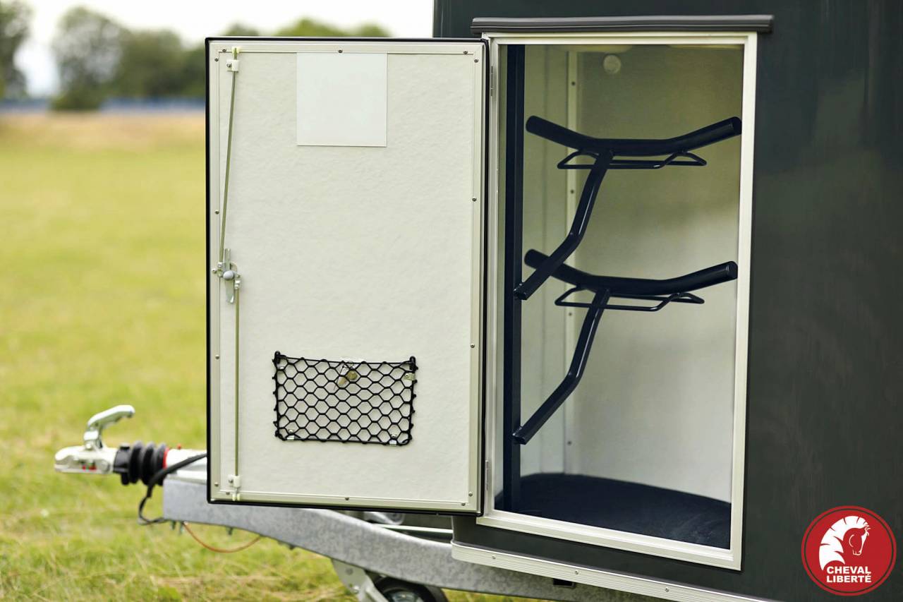 Horse trailer Cheval Liberte Gold 3 2 Stalls 2024 New