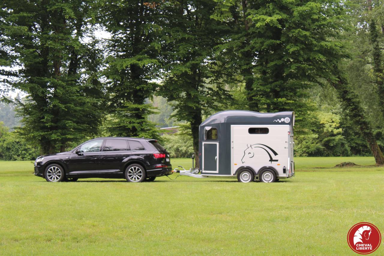 Horse trailer Cheval Liberte Gold 3 2 Stalls 2024 New