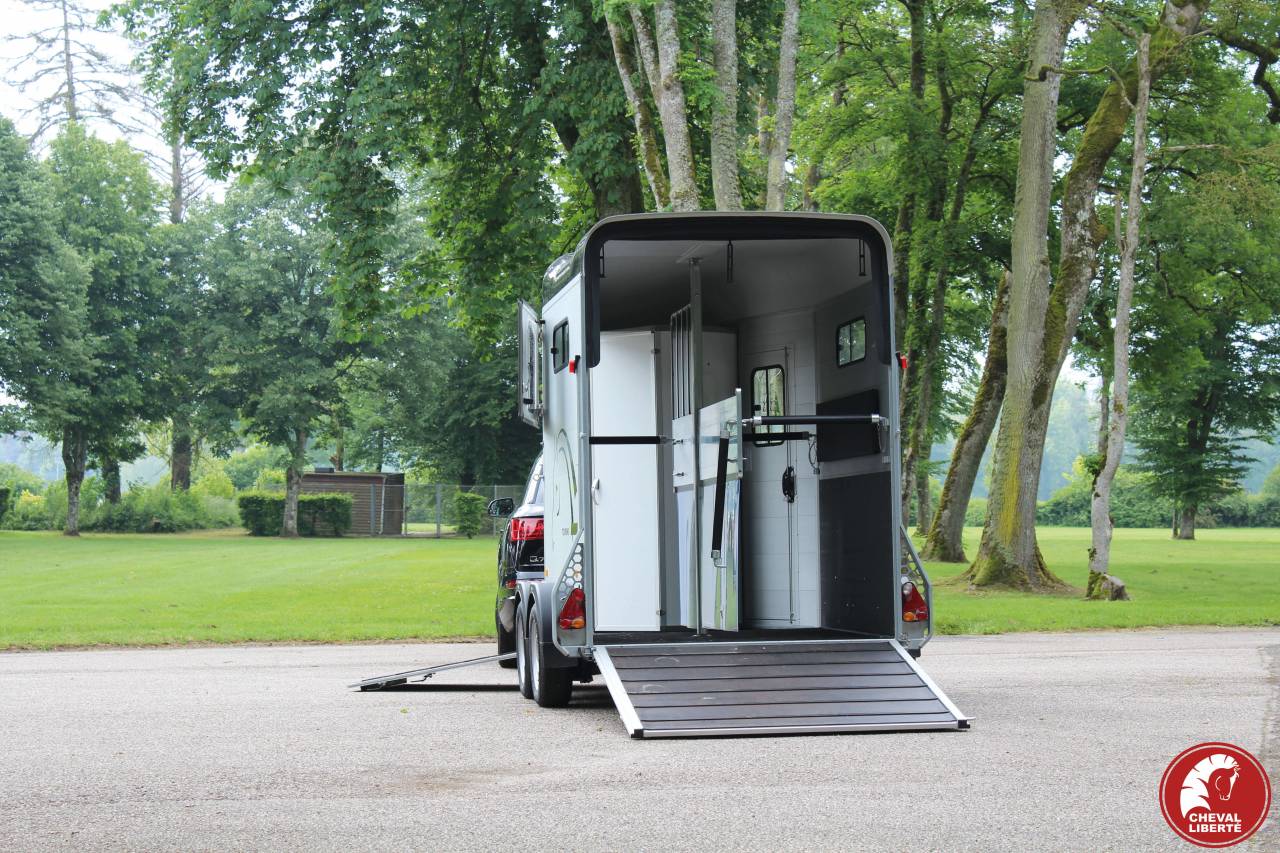 Horse trailer Cheval Liberte Touring country 2 Stalls 2024 New