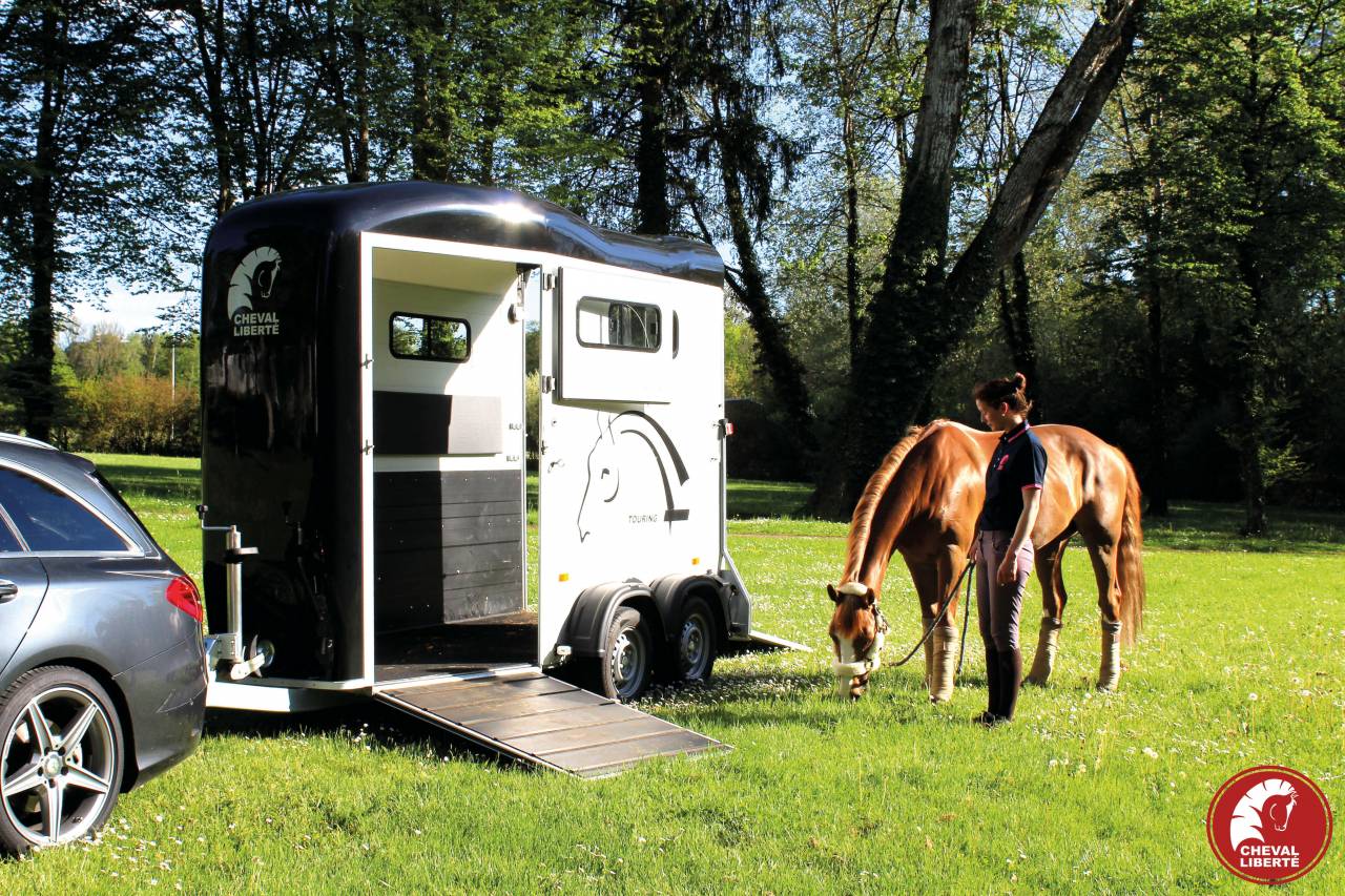 Horse trailer Cheval Liberte Touring one 1,5 Stalls 2024 New