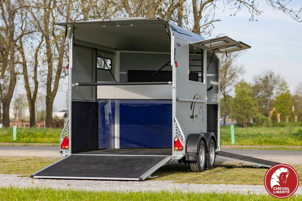 Horse trailer Cheval Liberte DUOMAX 2 Stalls 2025 New