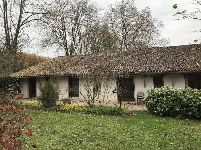 Luxurious equestrian property  Dordogne