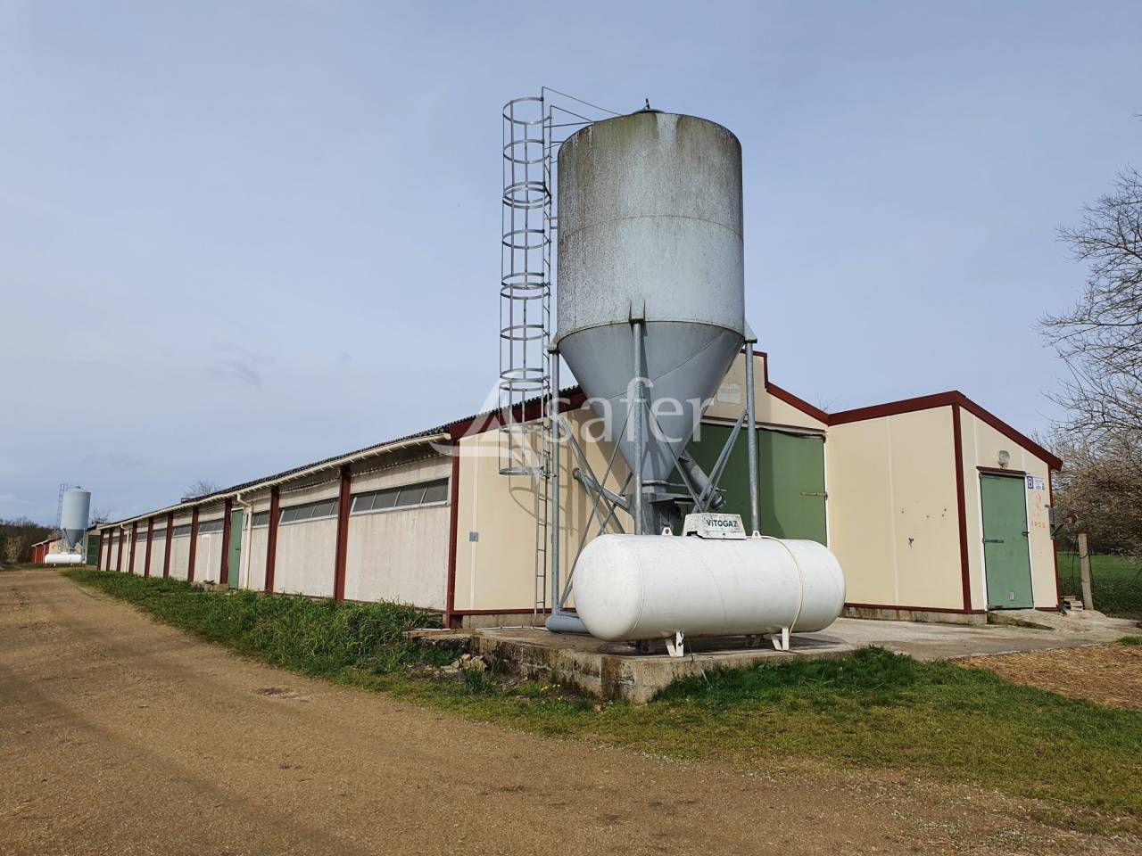 Poultry farm  Sarthe