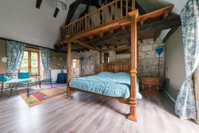 Luxurious equestrian property  Dordogne