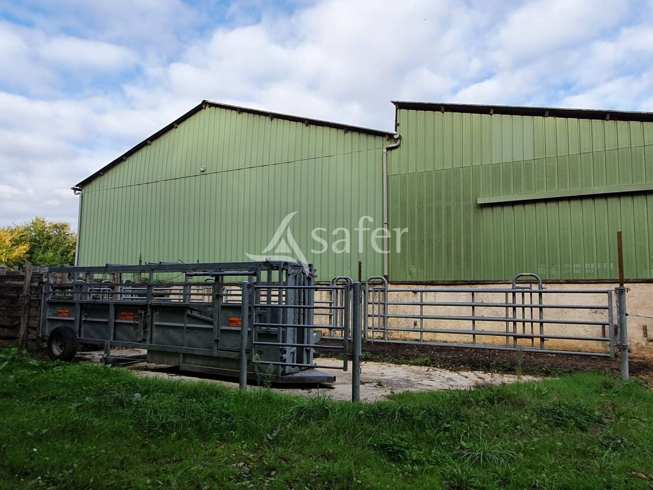 Poultry farm  Sarthe