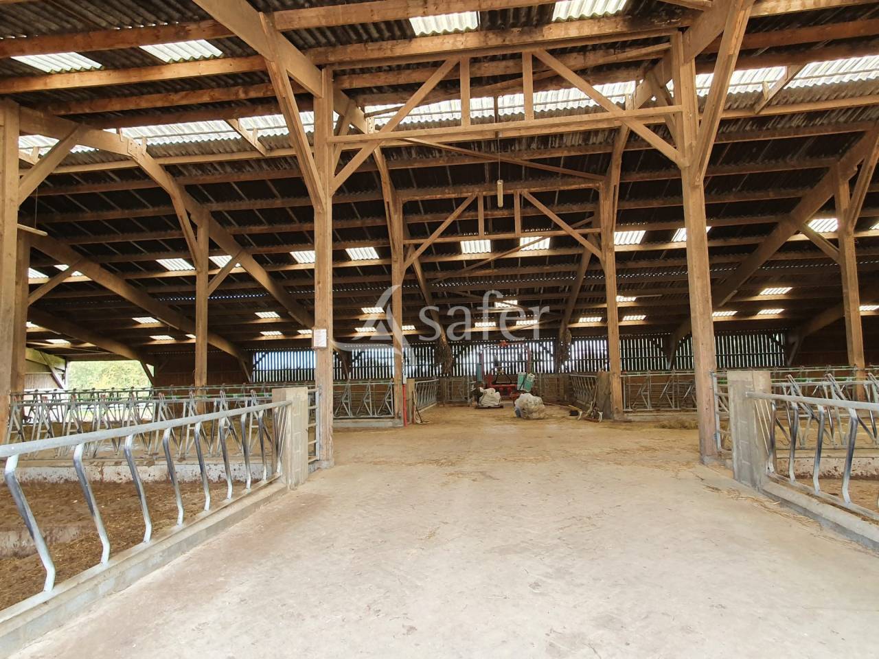 Poultry farm  Sarthe