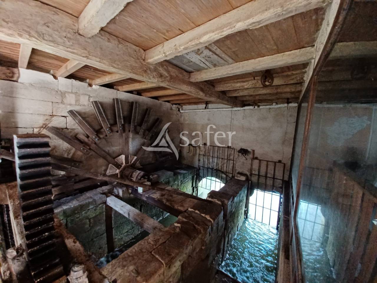 Other country property  Charente