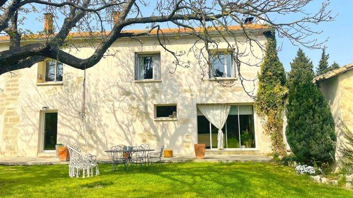 Luxurious equestrian property  Vaucluse
