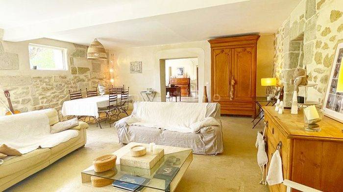 Luxurious equestrian property  Vaucluse