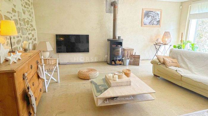 Luxurious equestrian property  Vaucluse