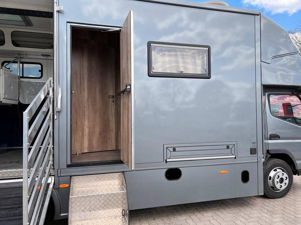 Horsebox NON-HGV Autre marque FUSO  0 New