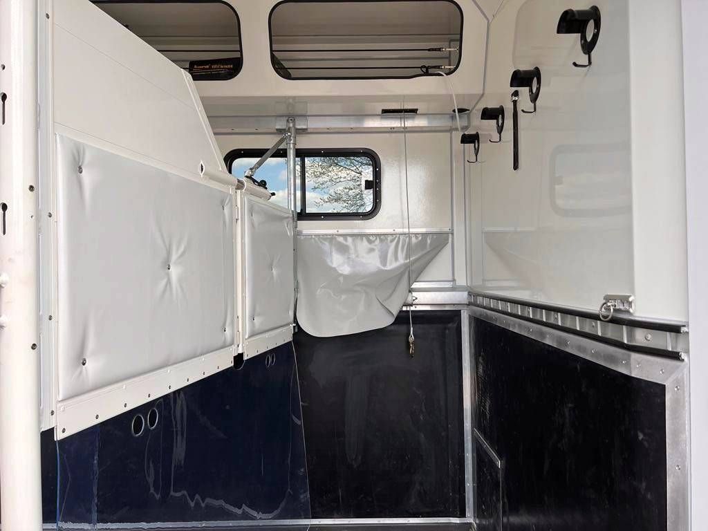 Horsebox NON-HGV Autre marque FUSO  0 New