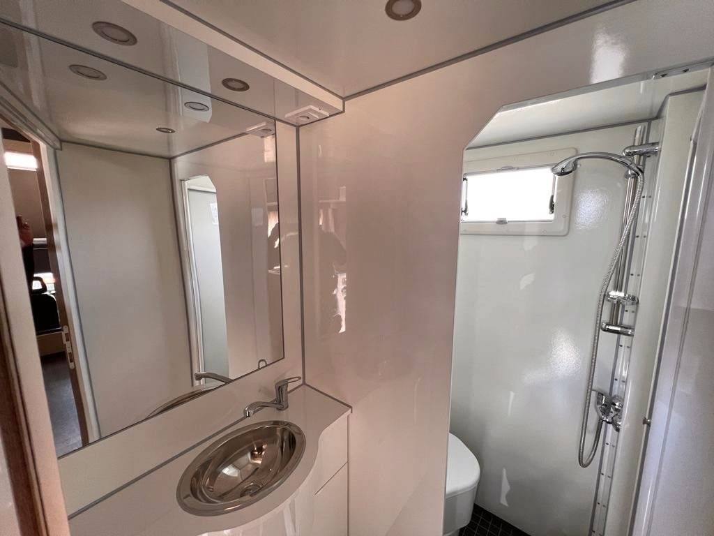 Horsebox NON-HGV Autre marque FUSO  0 New