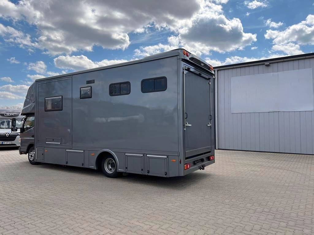 Horsebox NON-HGV Autre marque FUSO  0 New