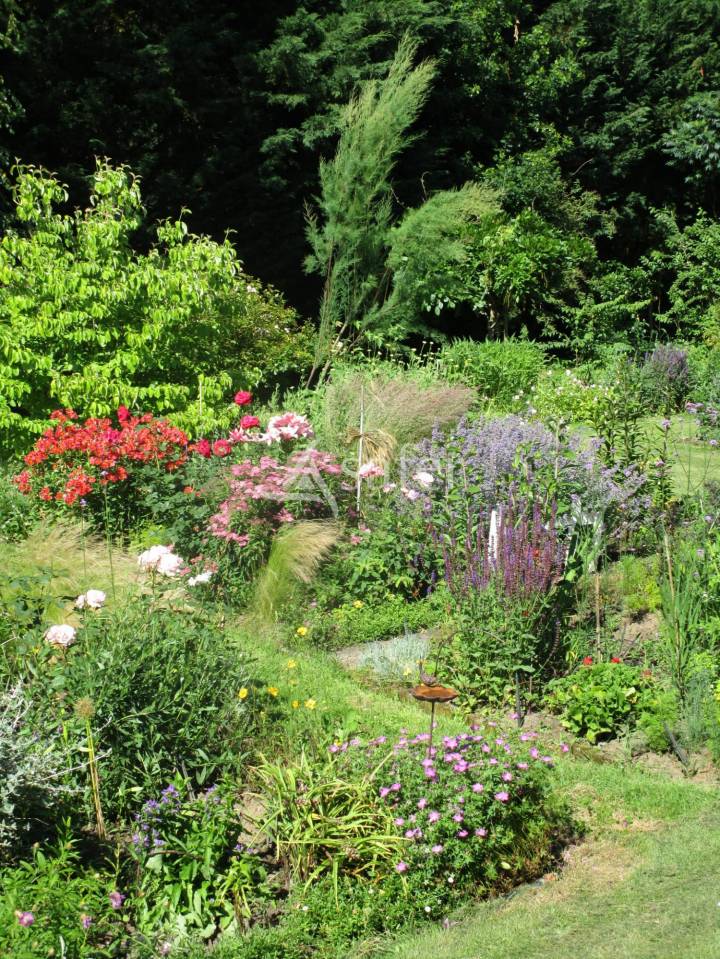 Fruit farm  Dordogne