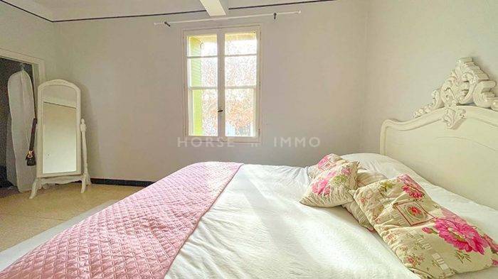 Equestrian property  Vaucluse