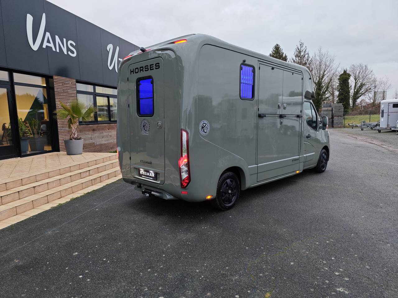Horsebox HGV Krismar 3 places stalles 2024 New