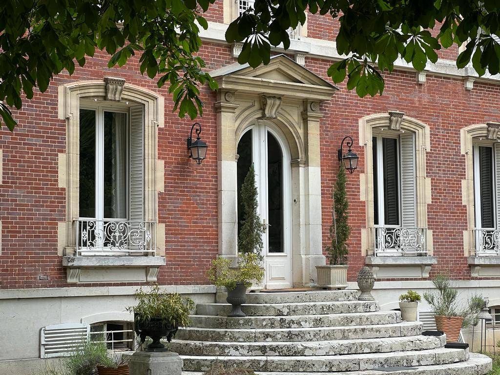 Luxurious equestrian property  Eure