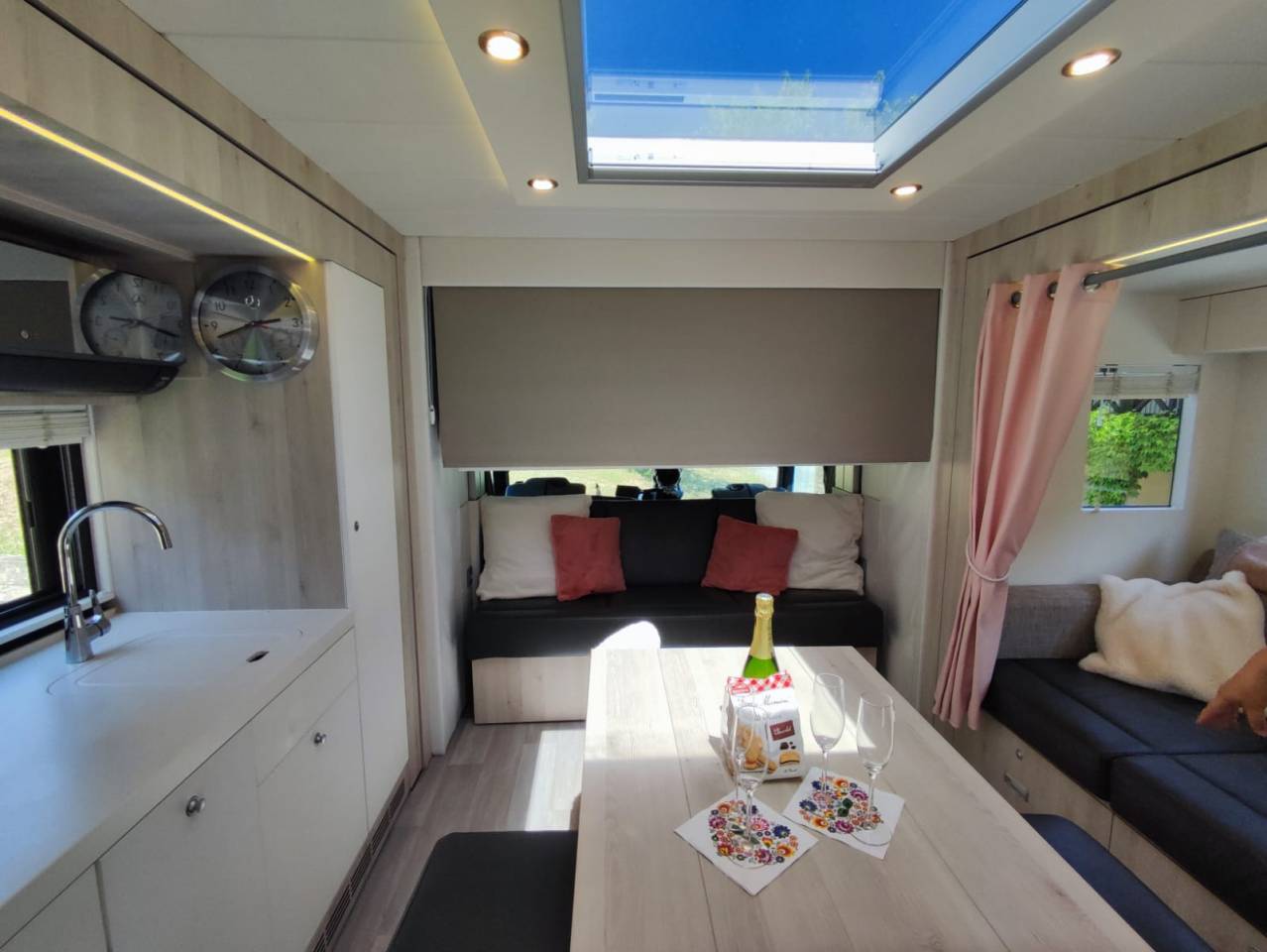 Horsebox NON-HGV STX MERCEDES 2018 Used