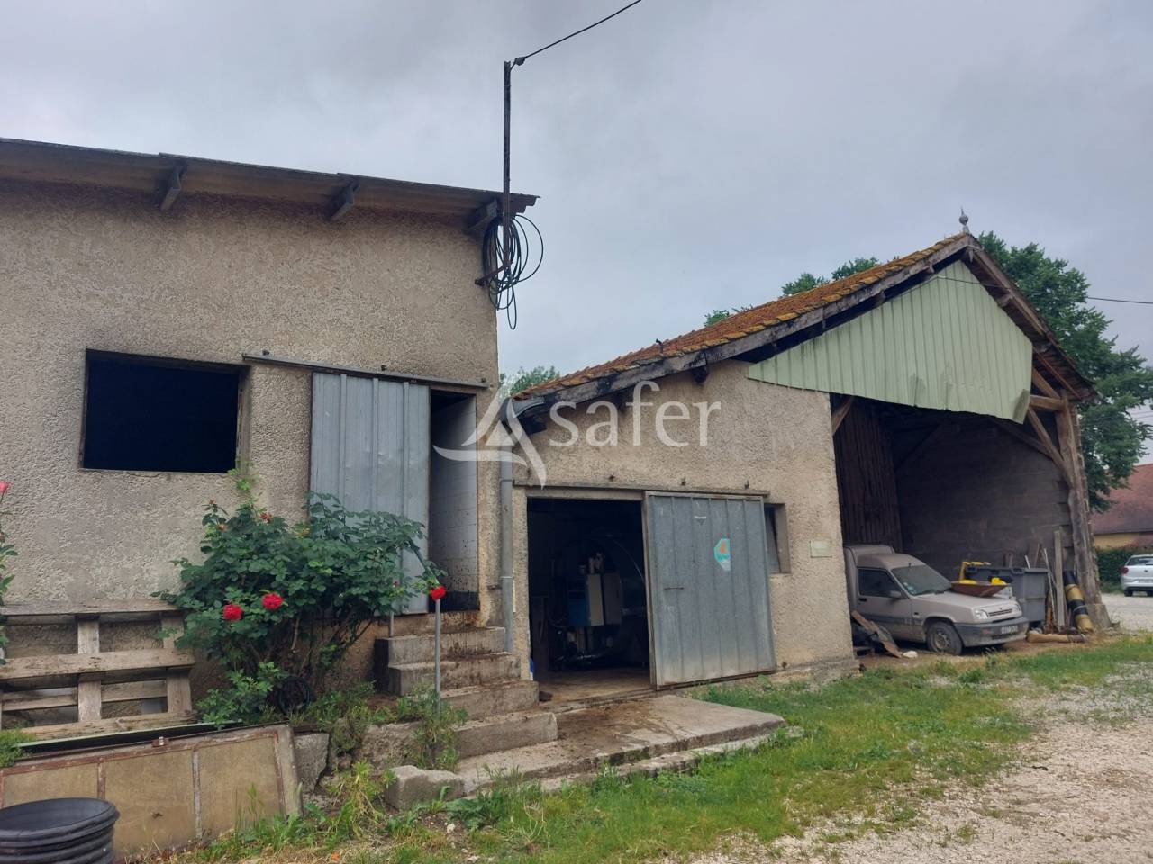 Dairy farm  Dordogne