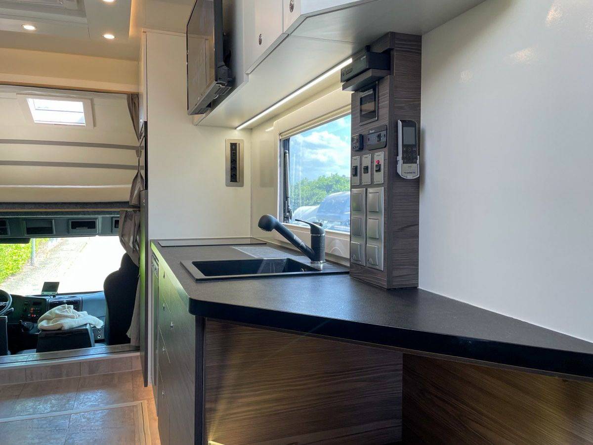 Horsebox NON-HGV Mercedes MERCEDES-BENZ 0 Used