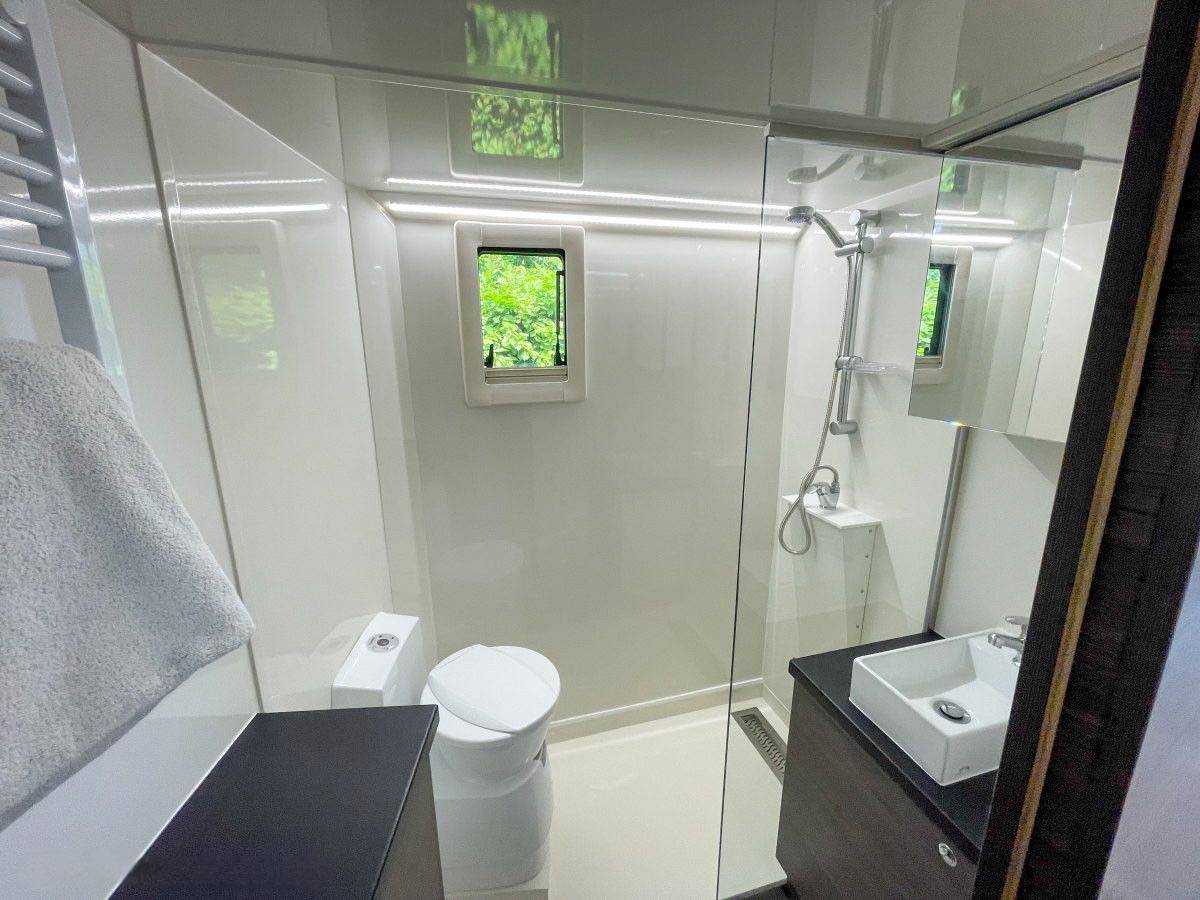 Horsebox NON-HGV Mercedes MERCEDES-BENZ 0 Used