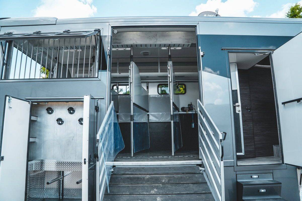 Horsebox NON-HGV Mercedes MERCEDES-BENZ 0 Used