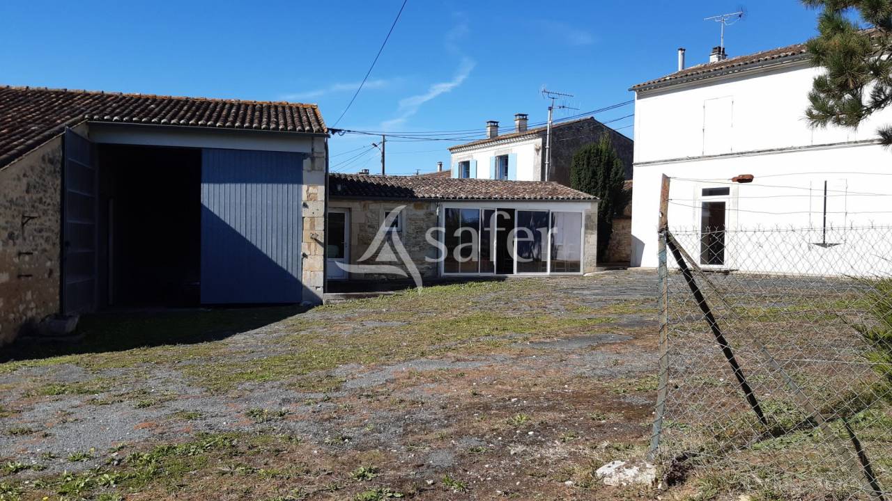 Other agricultural property  Charente-Maritime