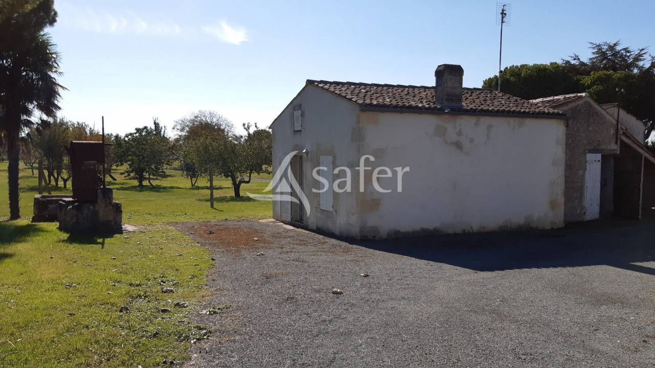 Other agricultural property  Charente-Maritime