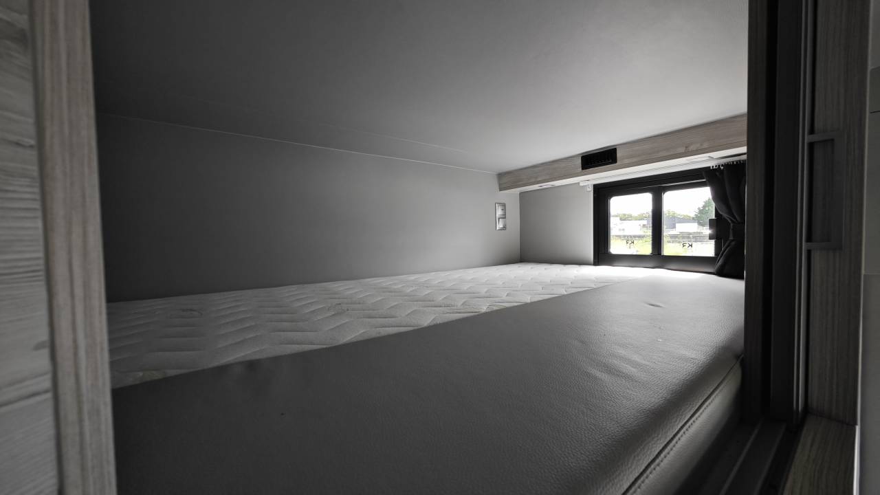 Horsebox NON-HGV Mercedes Classicspace 2640 2024 New