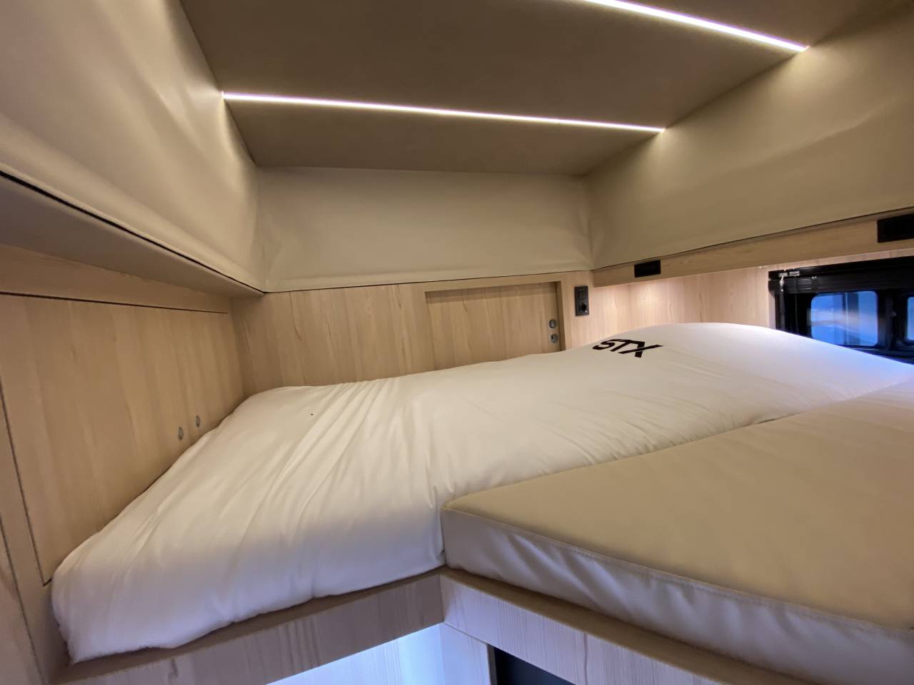 Horsebox NON-HGV STX  2025 New