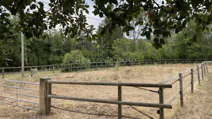 Luxurious equestrian property  Var